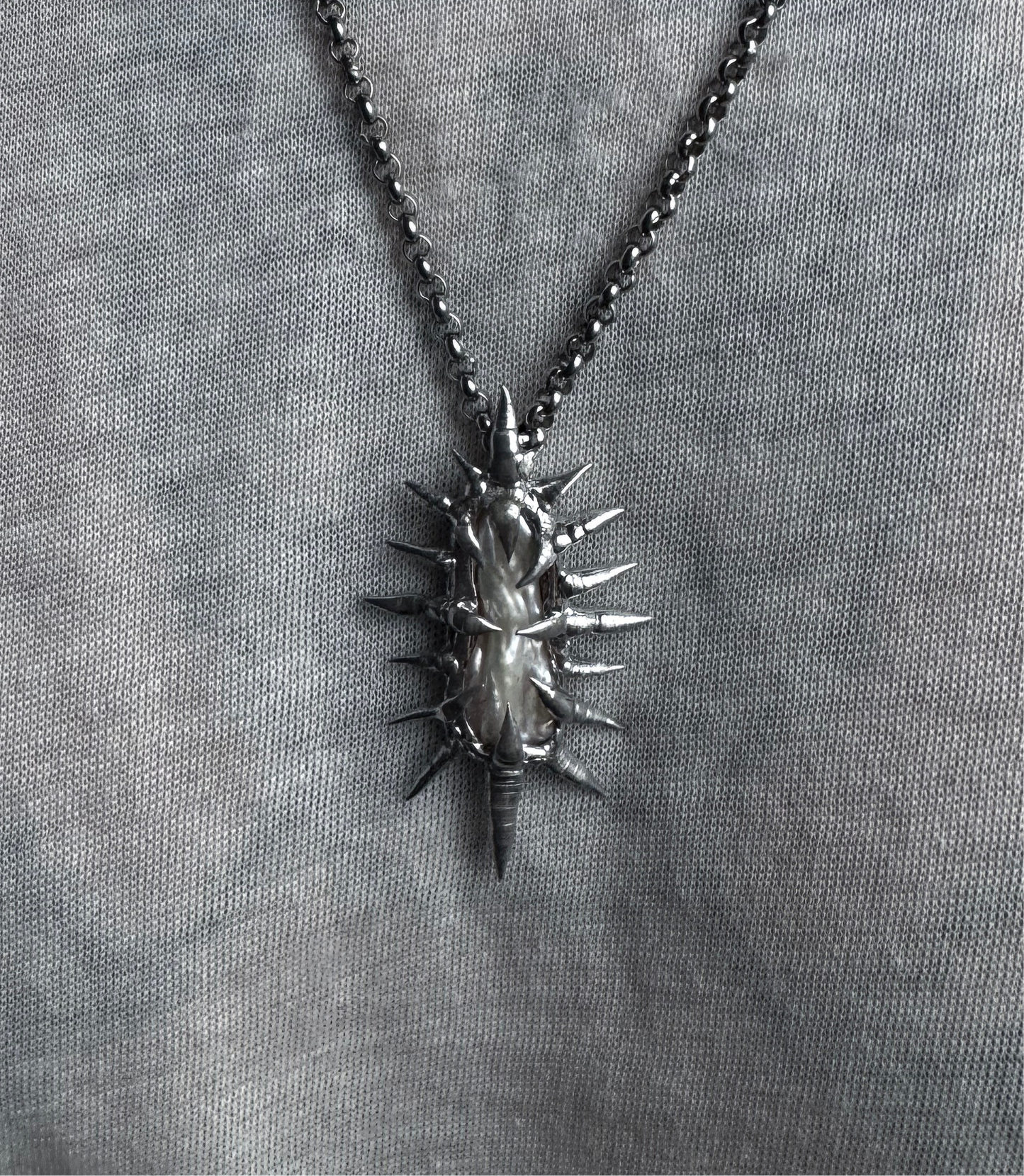 MORNINGSTAR PENDANT by Veslidee