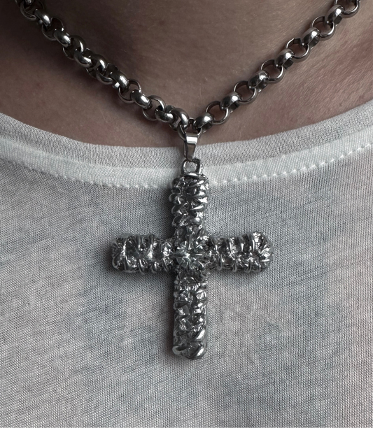 ANGEL CROSS PENDANT by Veslidee